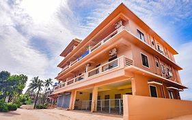 Fabhotel Baga Tulip - 500M From Baga Beach